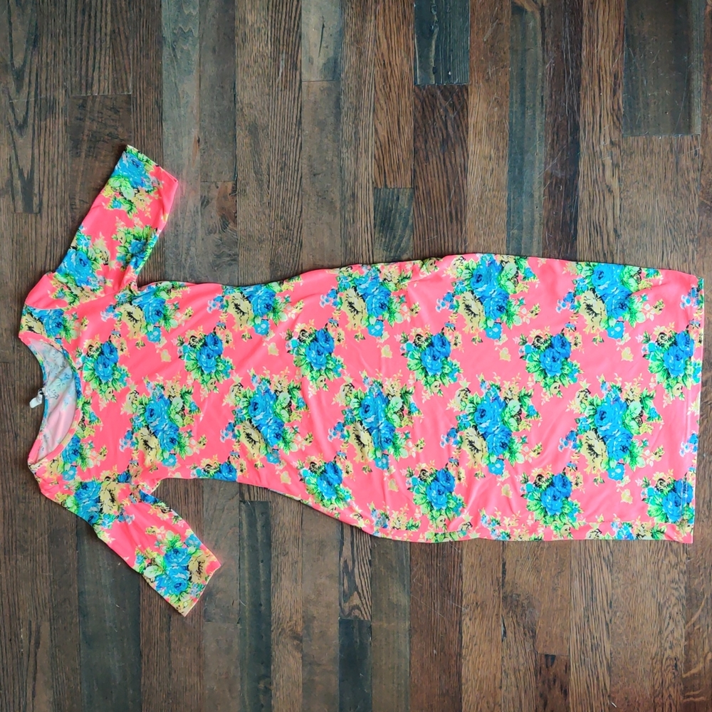 Leshop Bright Pink Midi Dress with Floral Design